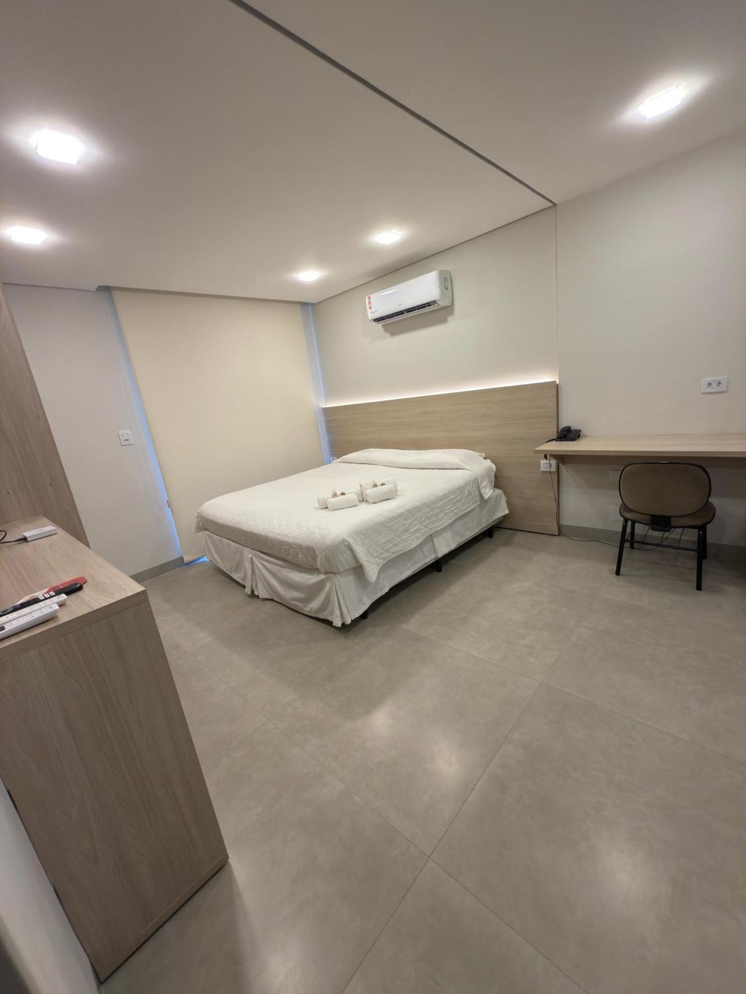 Hotel Santa Maria Campo Mourao Bagian luar foto