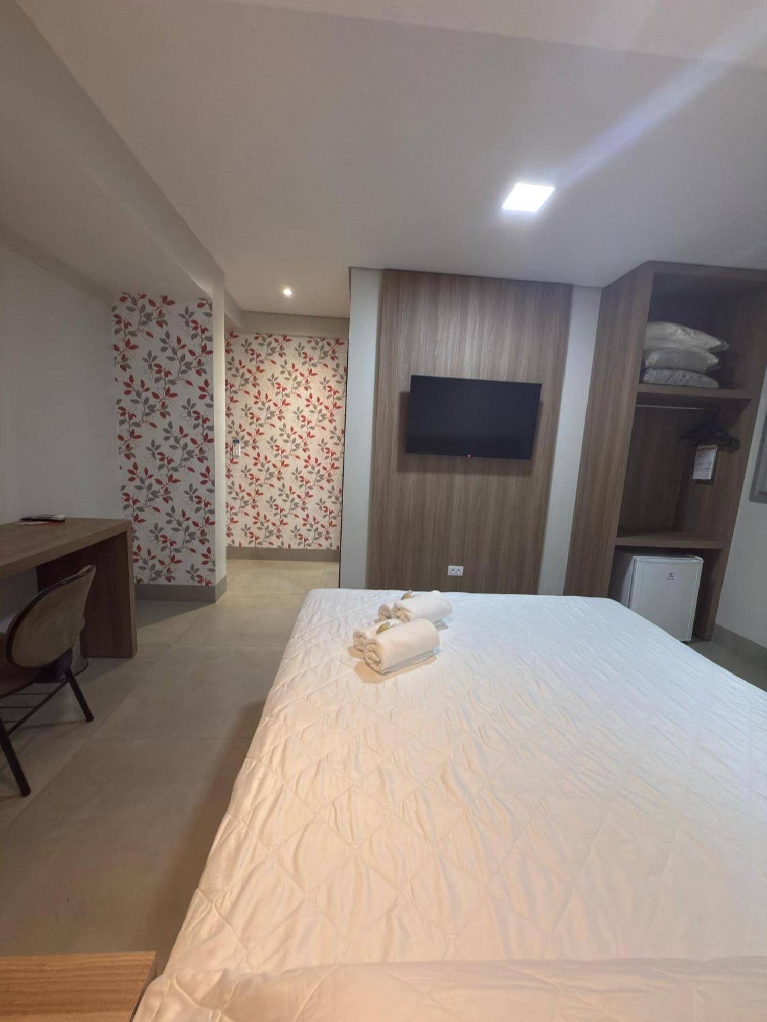 Hotel Santa Maria Campo Mourao Bagian luar foto