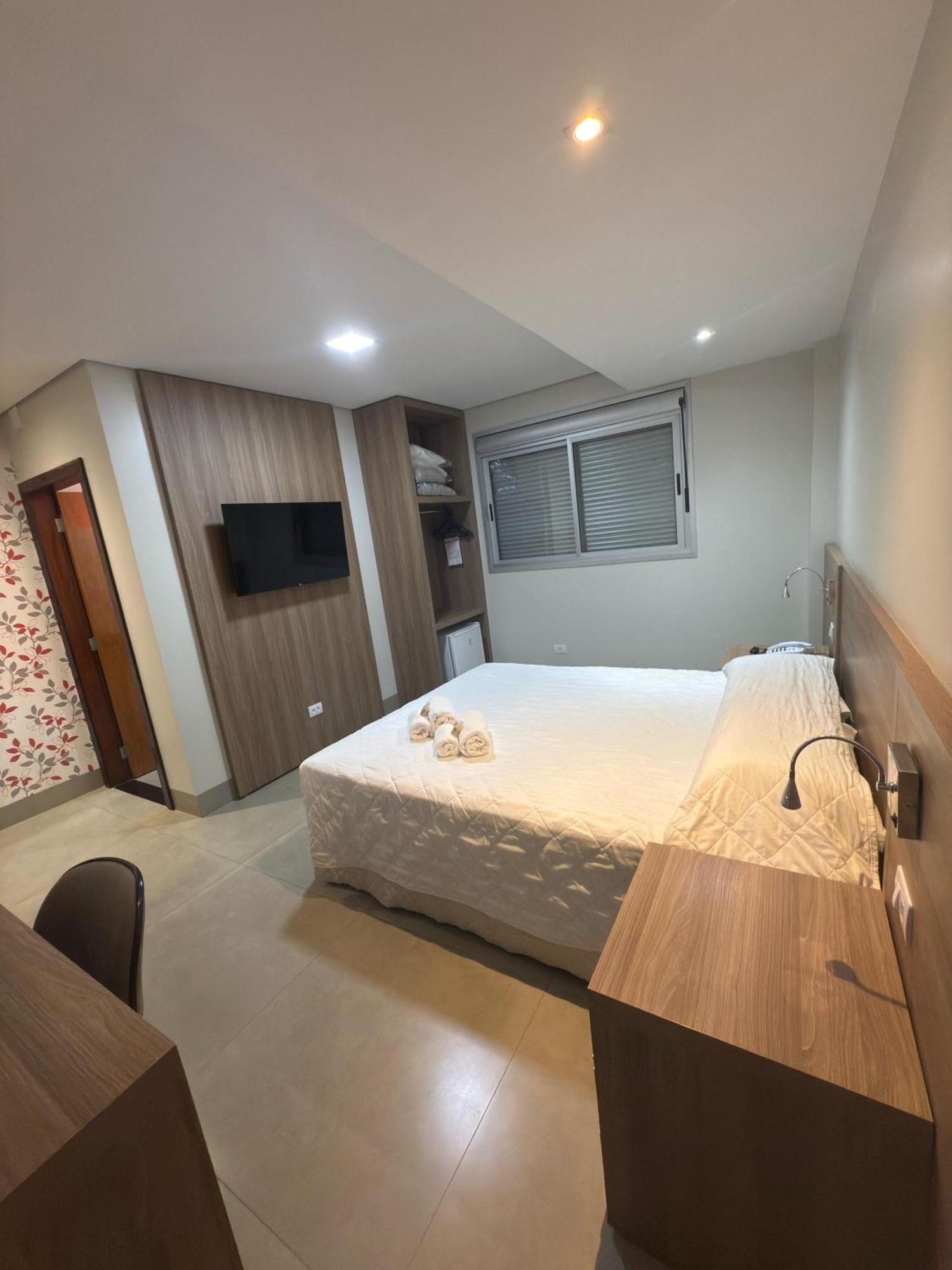 Hotel Santa Maria Campo Mourao Bagian luar foto